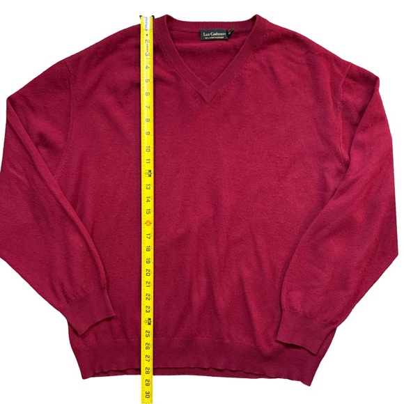 Lux Cashmere 100% Pure Cashmere V-Neck Sweater - Picture 4 of 6